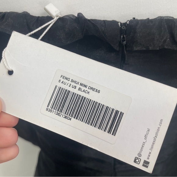 LIONESS Feng Shui Mini Dress - Picture 15 of 15
